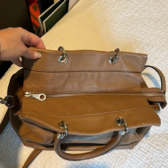 Taupe Marc Jacobs Purse - Picture 3 of 5